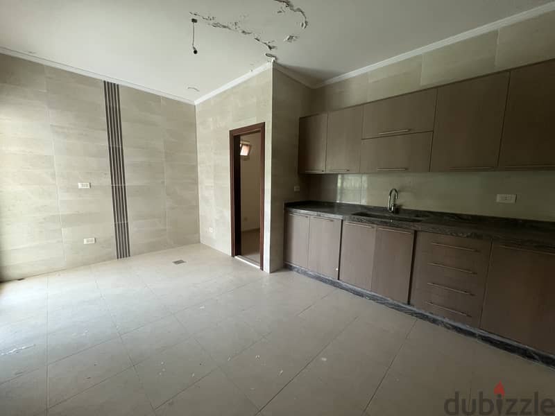 Apartment for sale in Adma شقة للبيع في ادما 1