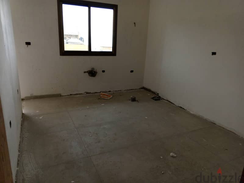 Apartment for sale in Ain Aalaq شقة للبيع بعين علق 4