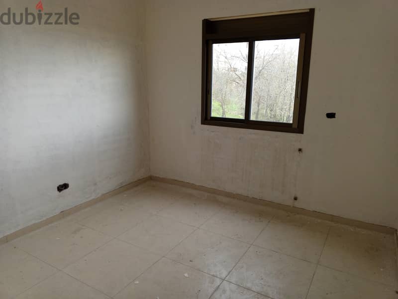 Apartment for sale in Ain Aalaq شقة للبيع بعين علق 6
