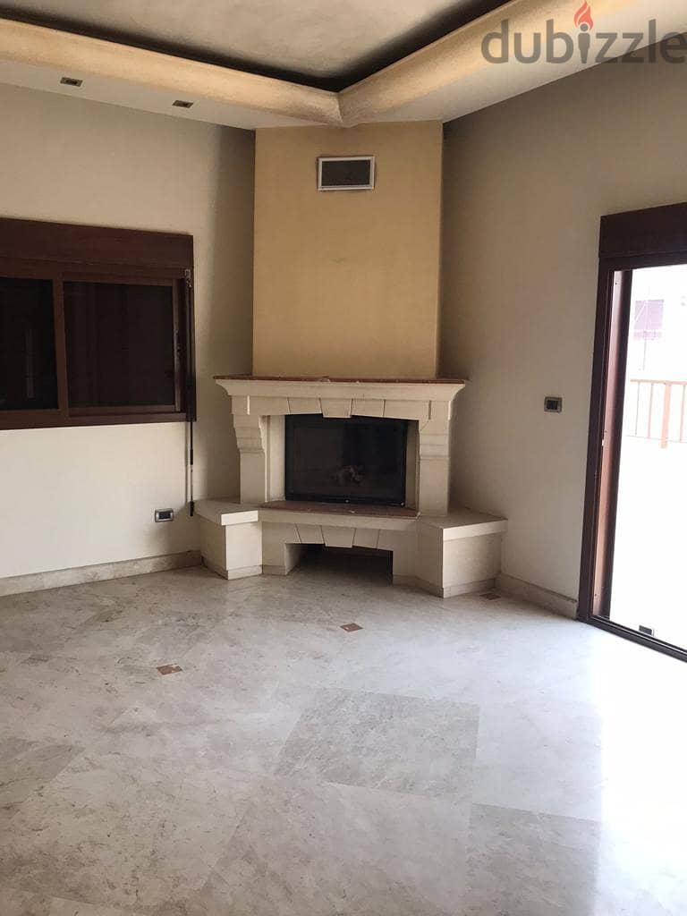 CATCH IN BARBOUR PRIME + TERRACES , CHIMNEY (400SQ) 3 BEDS (BT-877) 2