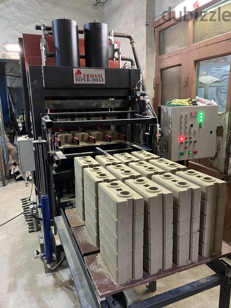 Press Hiper-200AT -for the production of bricks, blocks, paving stones 15