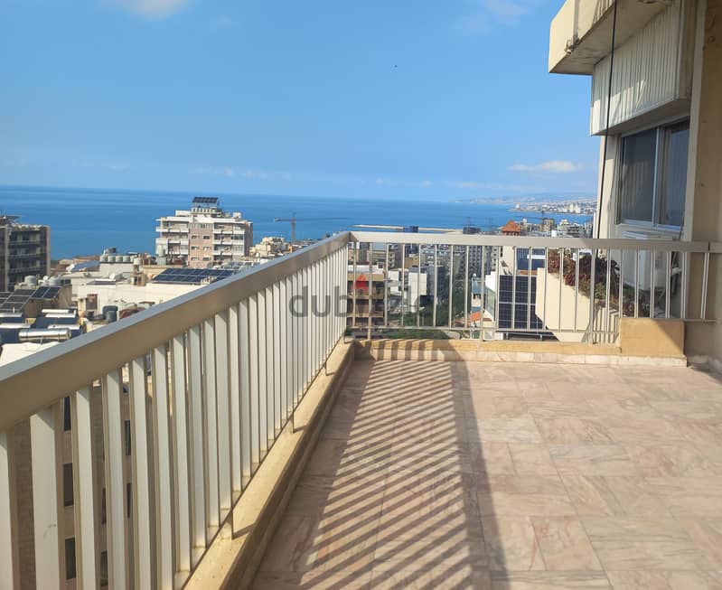 Four-bedroom Apartment in Adonis for Sale 17