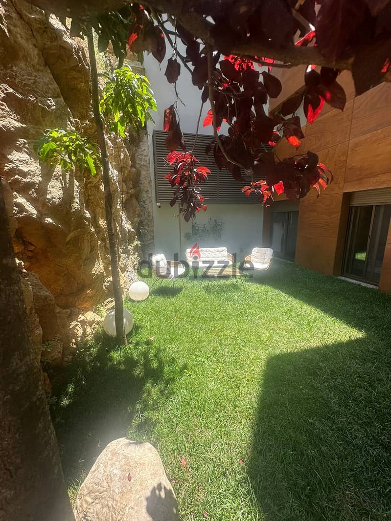 Baabdat Luxe: Garden & Pool Apartment 12