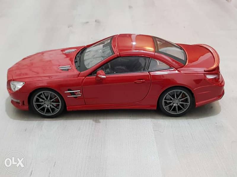 1/18 Maisto Mercedes Benz SL 63 AMG diecast model car 2