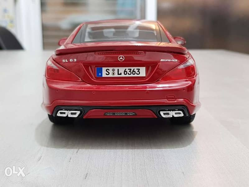 1/18 Maisto Mercedes Benz SL 63 AMG diecast model car 5