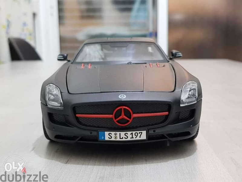 1/18 Maisto Mercedes Benz SLS AMG diecast model car 0