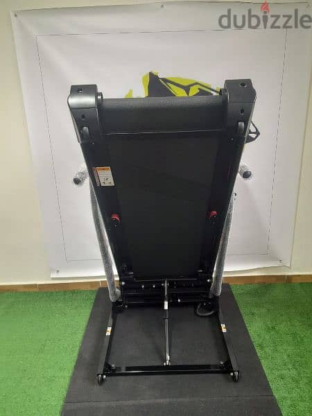sports treadmill 2.5hp motor power 'automatic incline brand Fsmart 4