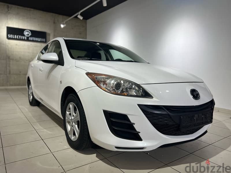 Mazda 3 company source fully maintained at dealership 3
