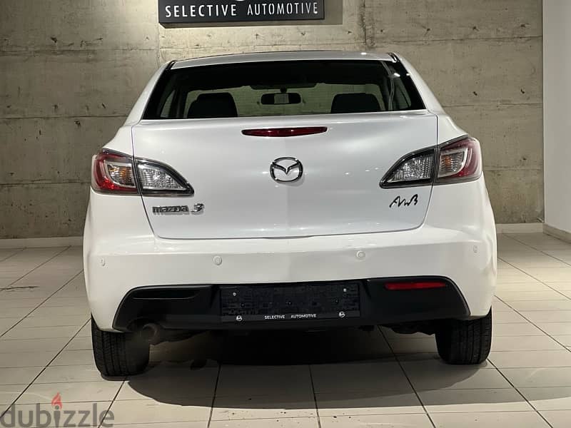Mazda 3 company source fully maintained at dealership 12
