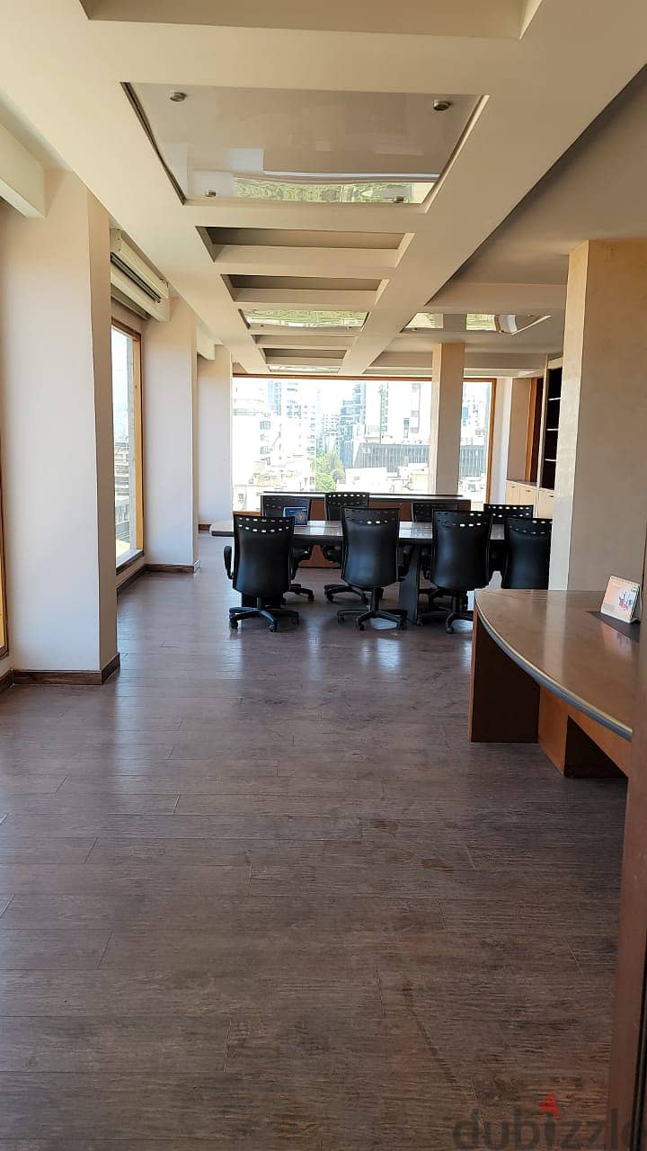 Luxurious Office in Hamra Semi furnished | Sea and city view 3