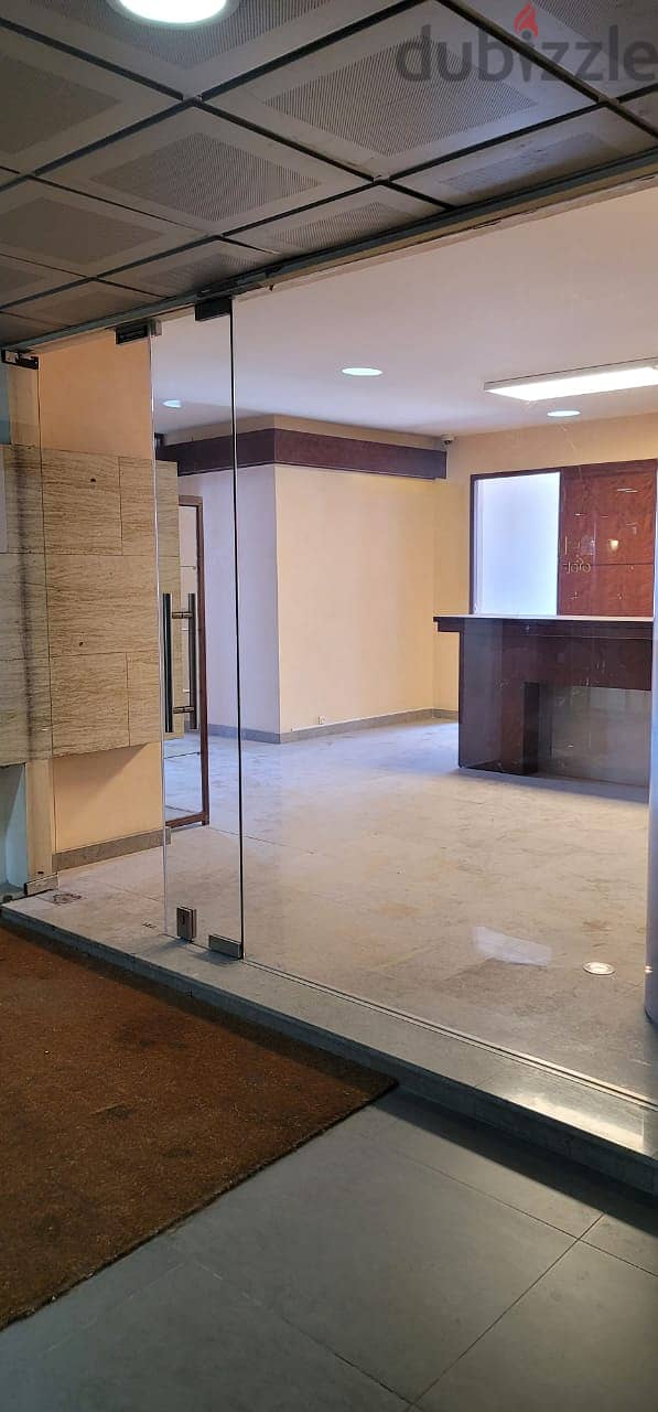 Luxurious Office in Hamra Semi furnished | Sea and city view 9