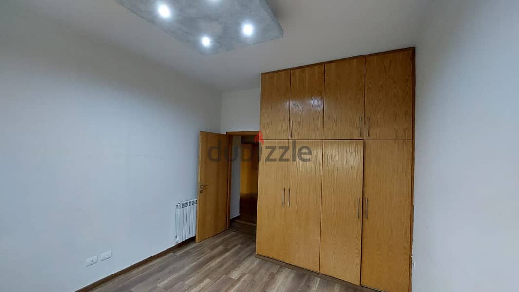 Apartment For Sale in Baabdat شقة للبيع في بعبدات 10