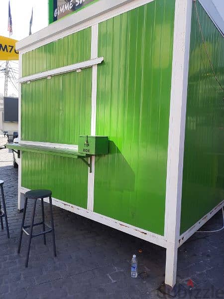 kiosk sandwich panel for sale with 3 chairs lamps and main equipments 8