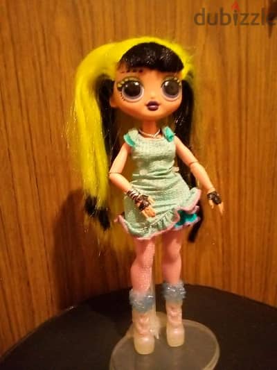 LOL OMG REMIX ROCK BHAD GIRL As new dressed doll+Boots=30$