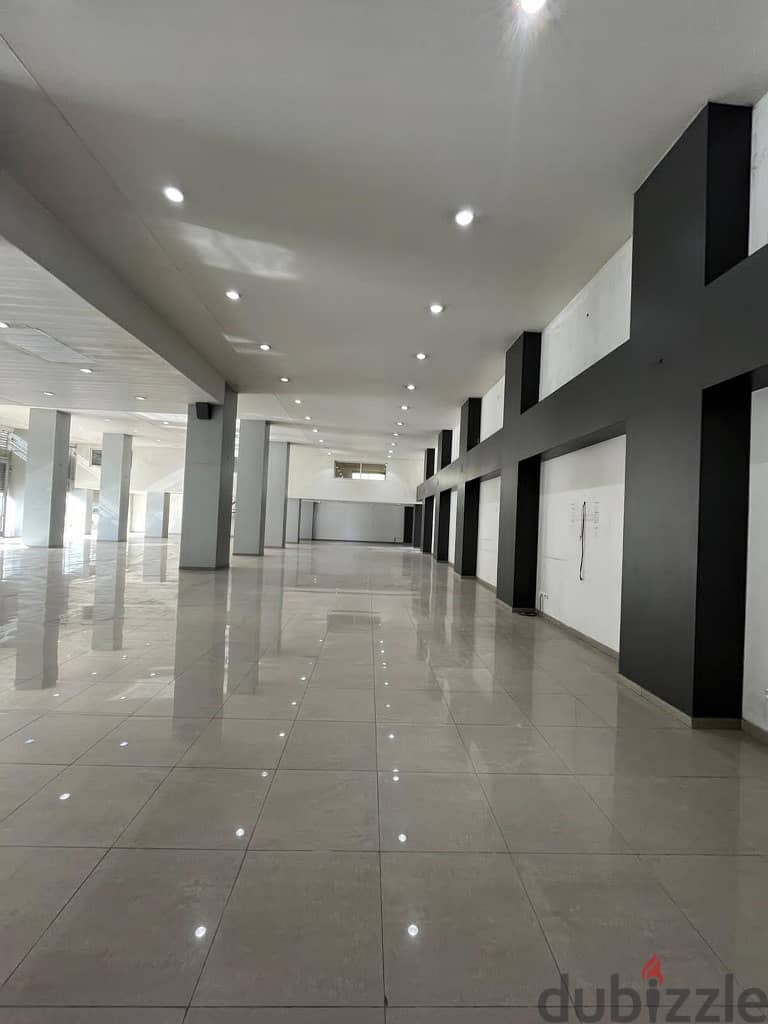 560 Sqm | Fully Renovated Showroom For Rent In Naher El Mot 4