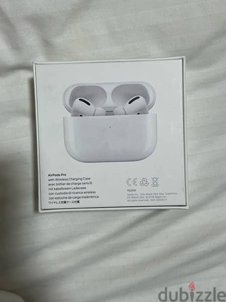 airpods pro for sale like new 4