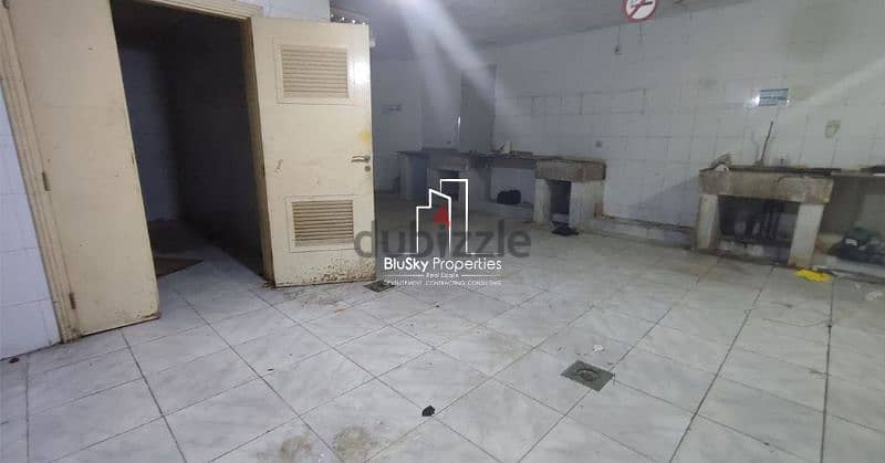 Shop 220m² 4 doors For RENT In Ain El Remeneh - محل للأجار #JG 1