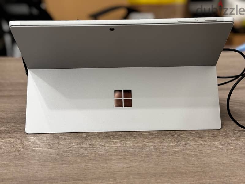 Microsoft surface Pro 6 laptop 2 in 1 1