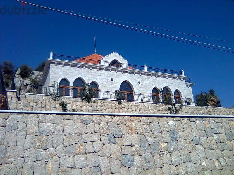 villa in kfardebian for rent 12