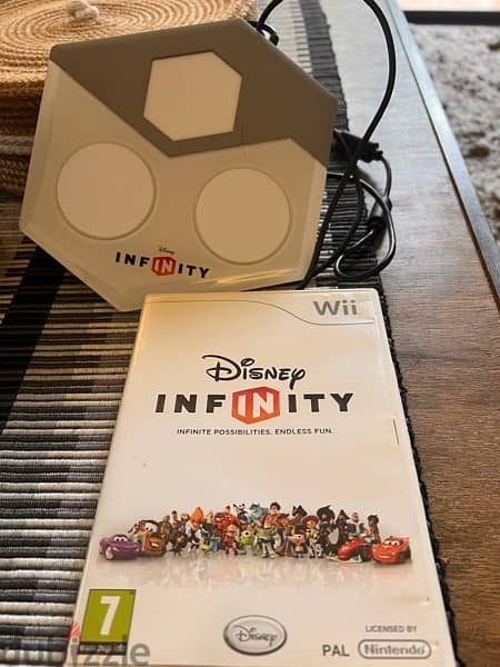 wii console + extra console Disney infinity 5