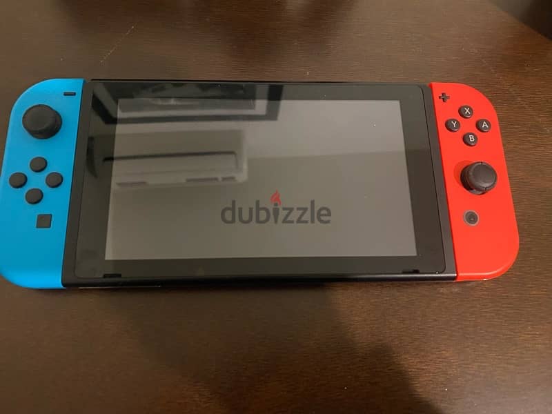 Nintendo Switch (Very good condition) 2
