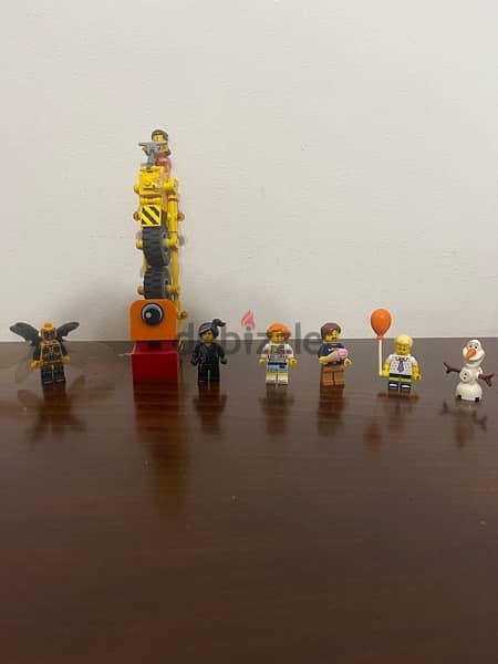 original 10 lego sets & 50 figurines 3