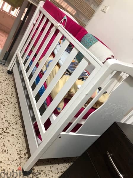 sleeping baby bed with mattress used only 5 months  81-241353 3