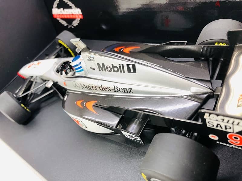 1/18 diecast F1 McLaren Mercedes MP4-12 Mika Hakkinen 1997 2