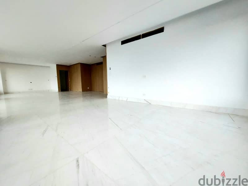 RA24-3295 Super Deluxe apartment in Ramlet el Bayda is for sale, 275m 3