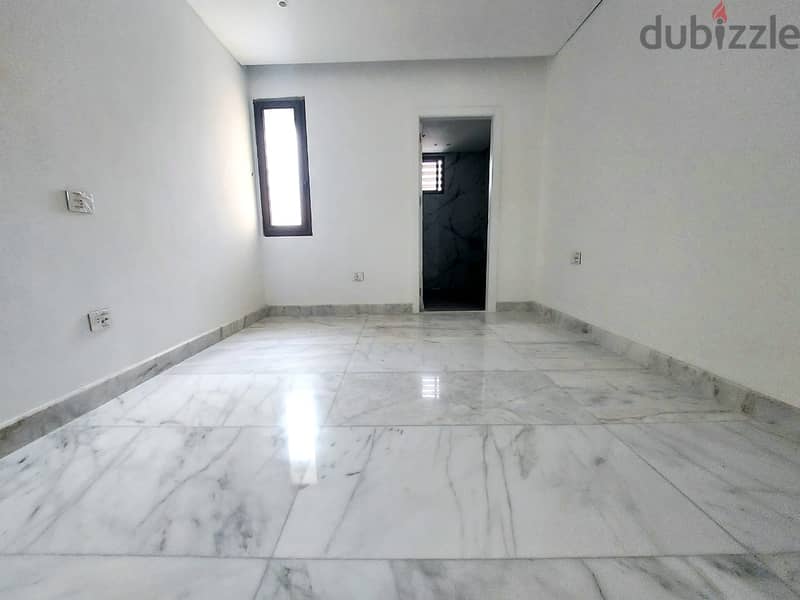 RA24-3295 Super Deluxe apartment in Ramlet el Bayda is for sale, 275m 5