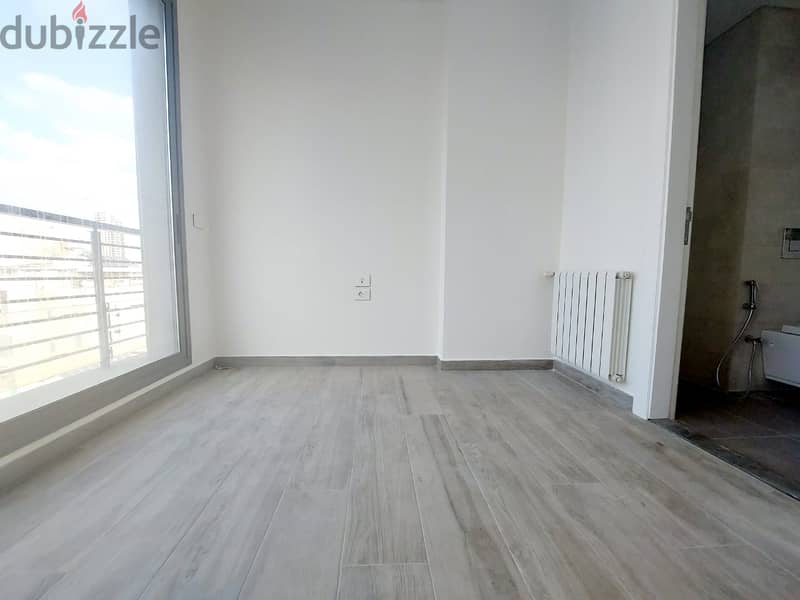 RA24-3297 Apartment in Ras Beirut is for rent, 190m, $1,400 cash 6