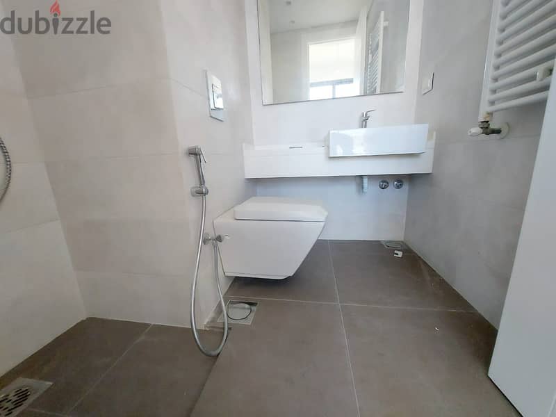 RA24-3297 Apartment in Ras Beirut is for rent, 190m, $1,400 cash 11