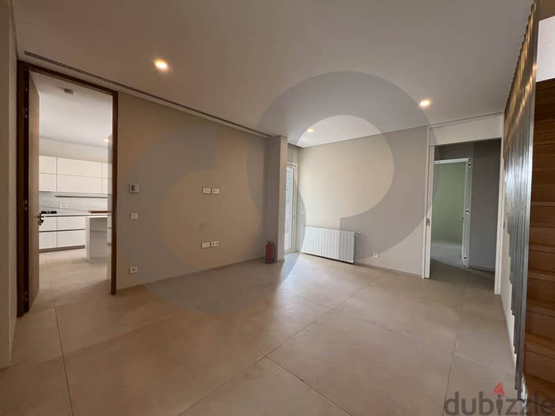 365 sqm luxurious apartment in Achrafieh/الأشرفية REF#AM102364 4
