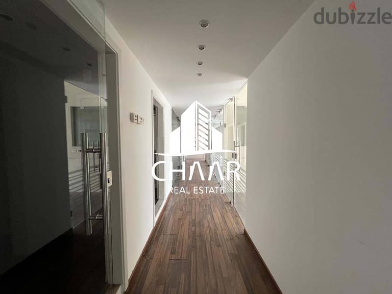 R1739 Office for Rent in Hamra 3