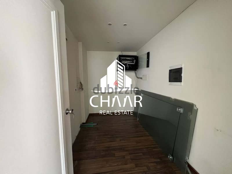 R1739 Office for Rent in Hamra 7