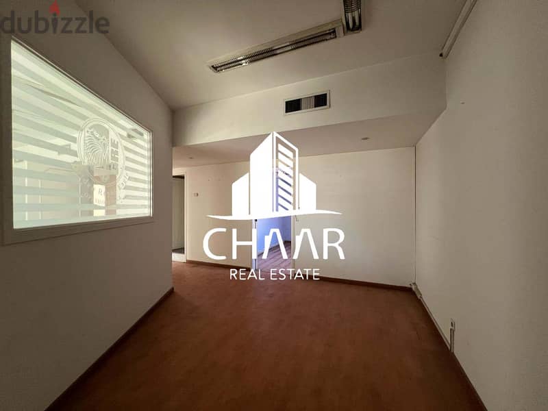 R1740 Office for Rent in Hamra 1