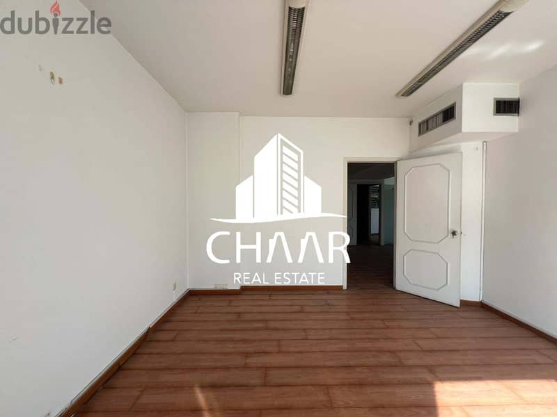 R1740 Office for Rent in Hamra 4