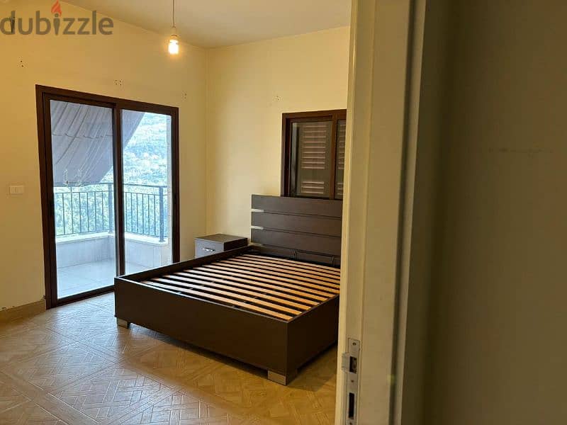 250m² | Apartment for rent in baabdat 8