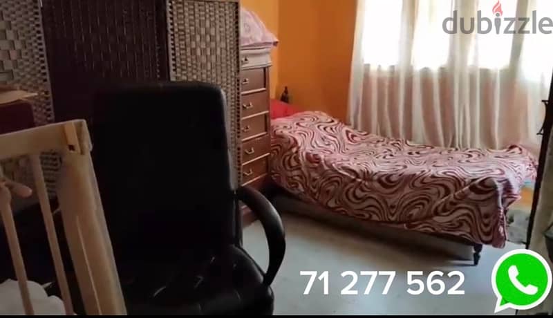 residential calm street  طريق جديدة بيروت  للبيع منزل 6