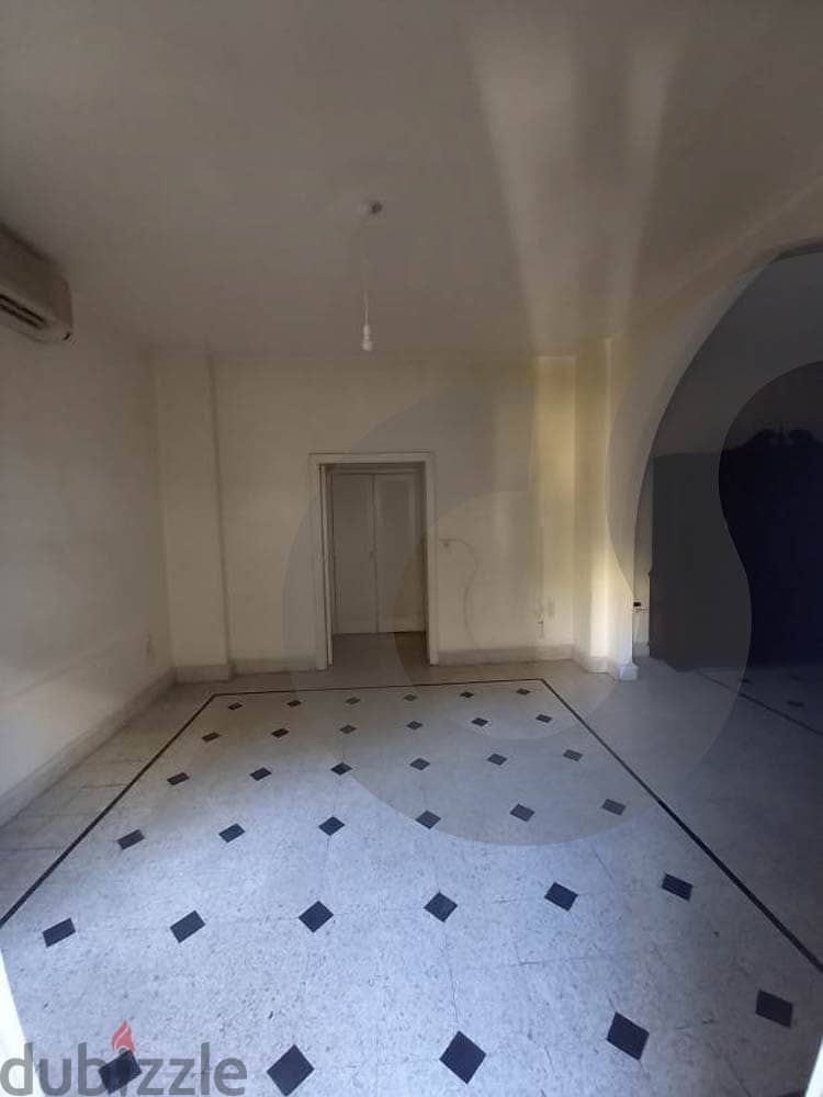 Apartment for sale in Sioufi, Ashrafieh/السيوفي، الأشرفية REF#SK102464 3