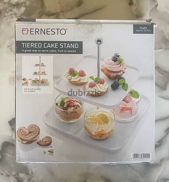 Ernesto cake stand 2