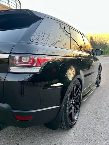 Range rover sport v8 supercharged dynamic clean carfax !! 1