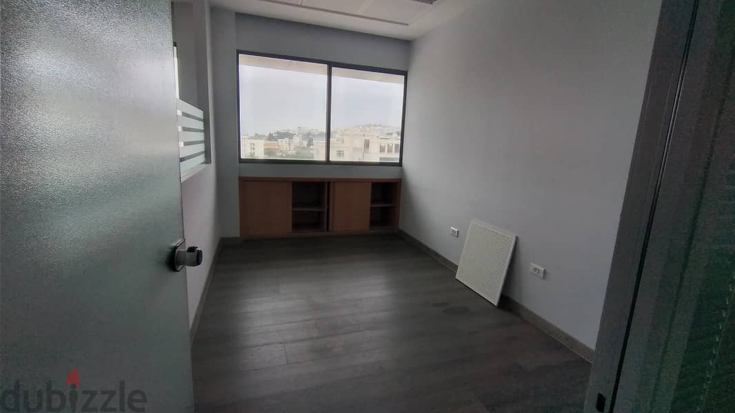Large Office Space for rent in Dbayeh 5