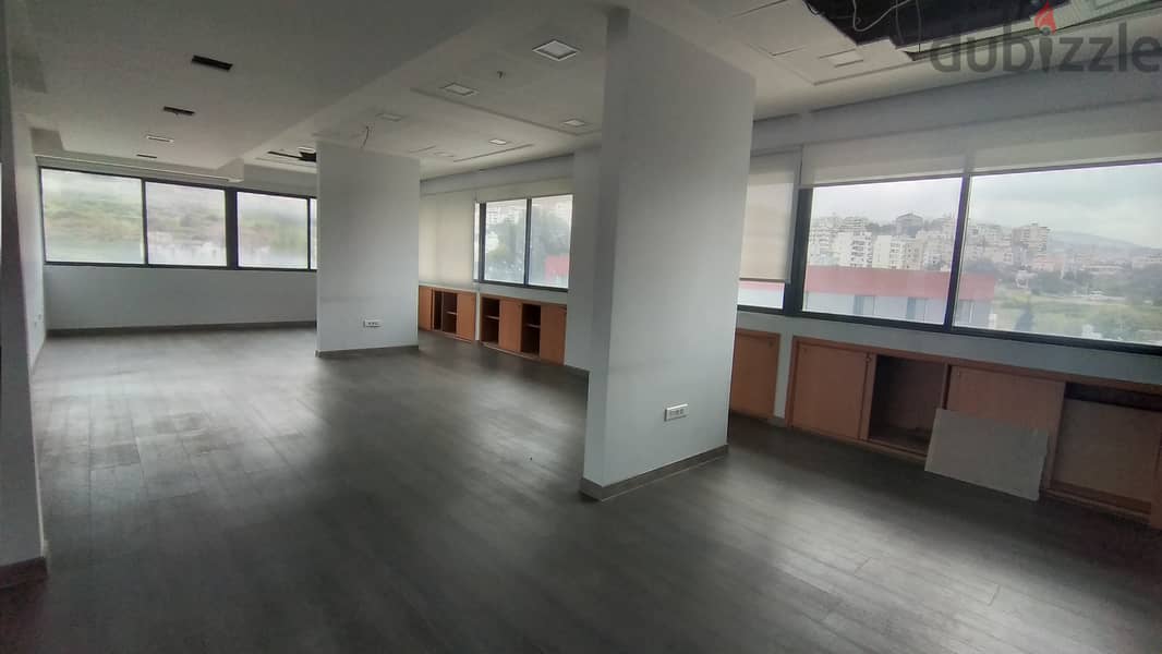 Large Office Space for rent in Dbayeh 11