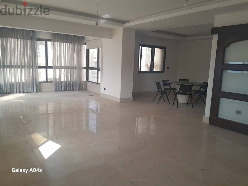 Sea View I Luxurious 260 SQM apartment in Ain Al Mraiseh . 0