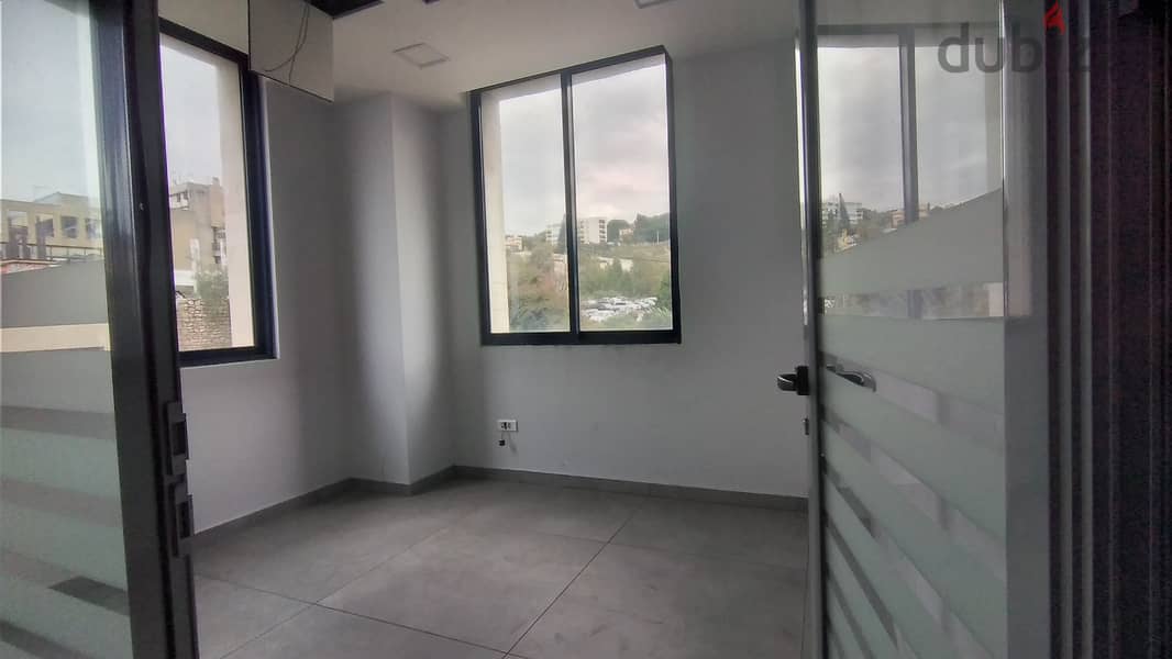 Office Space for rent in Dbayeh مكتب للايجار في ضبية 7