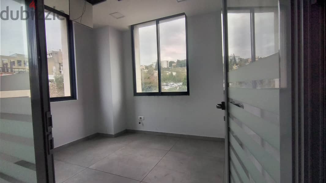Office Space for rent in Dbayeh مكتب للايجار في ضبية 8