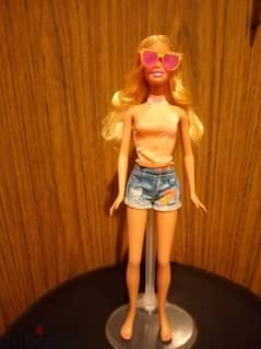 BEACH PARTY Barbie Mattel wearing Great Beach doll year 2008 bend legs