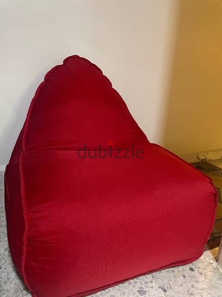Puff Chair (Red and Grey) 2
