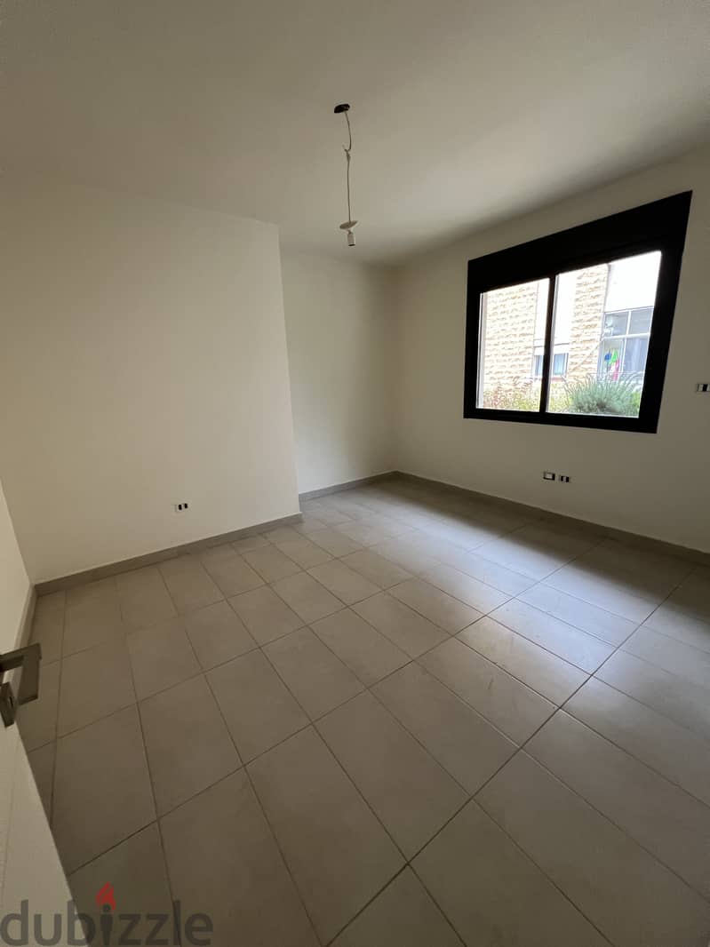 Apartment for sale in Elissar شقة للبيع في اليسار 5